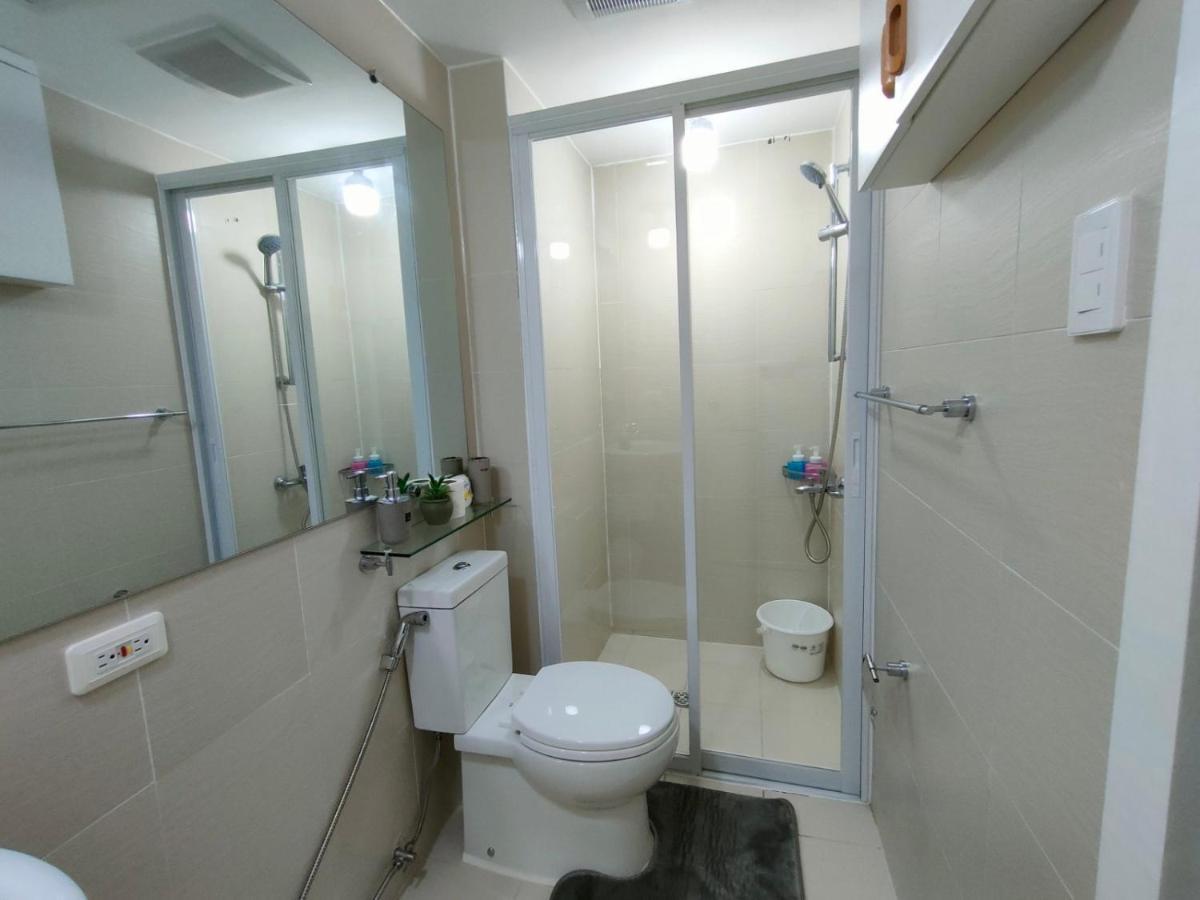 The Aces Crib At Azure North Pampanga Aparthotel Exterior photo