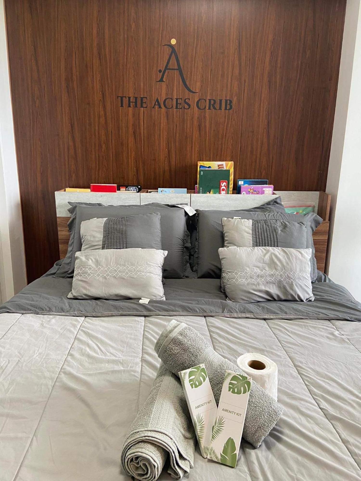 The Aces Crib At Azure North Pampanga Aparthotel Exterior photo