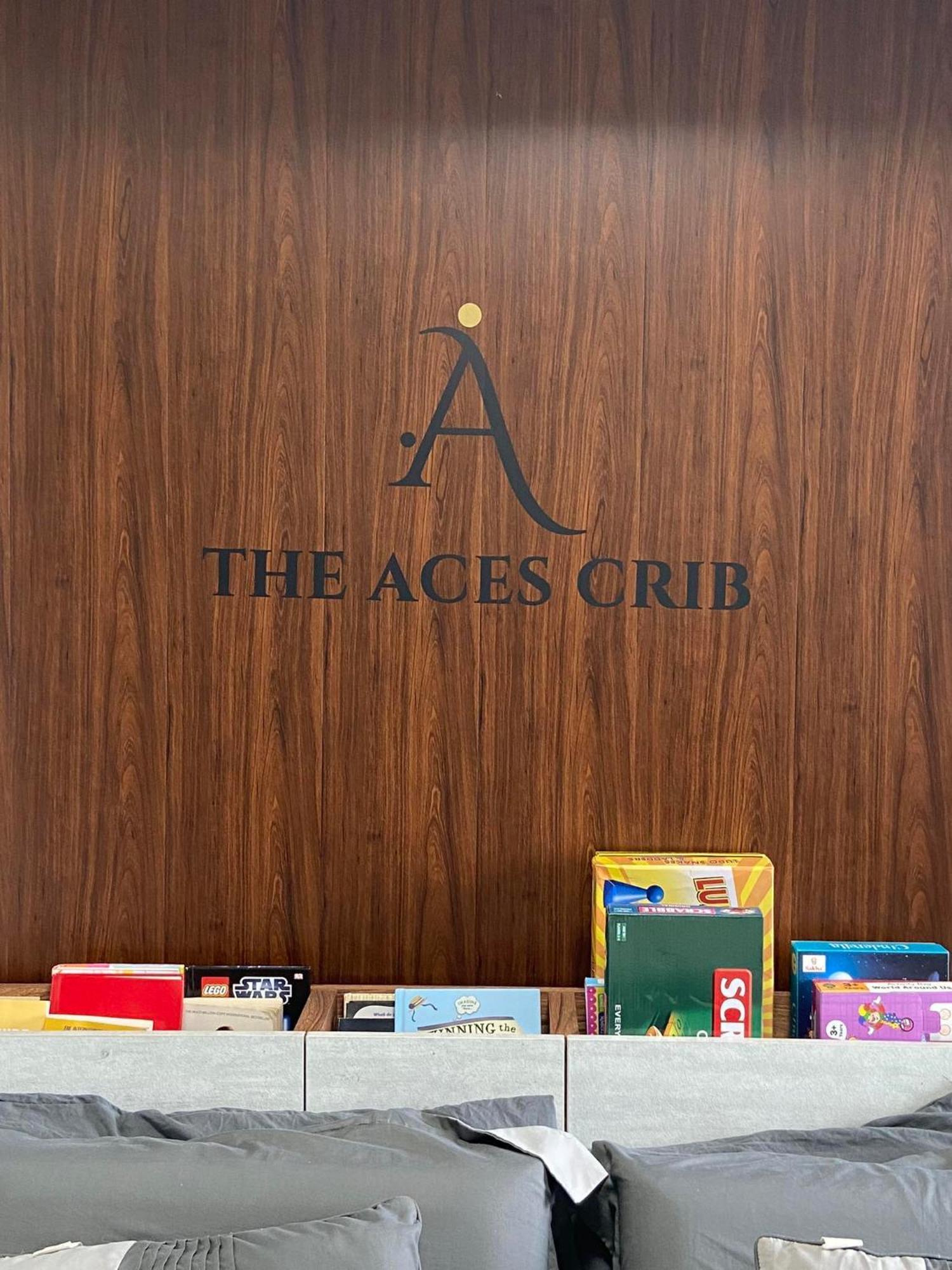 The Aces Crib At Azure North Pampanga Aparthotel Exterior photo